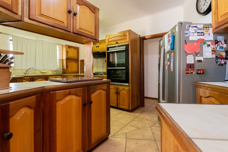 3 Bedroom Property for Sale in Riebeek Kasteel Western Cape